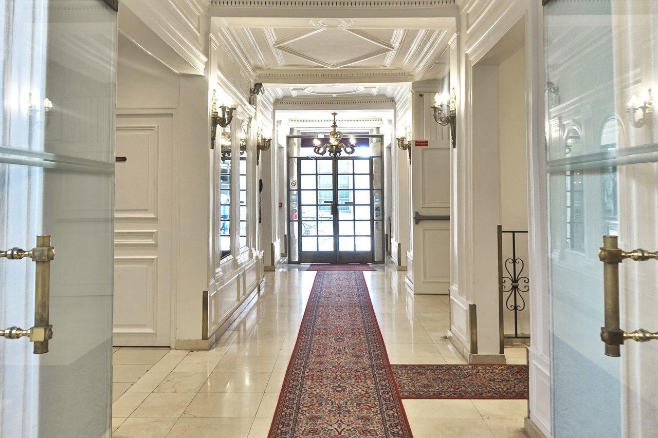 Hotel Touring Opera Paris Exteriör bild
