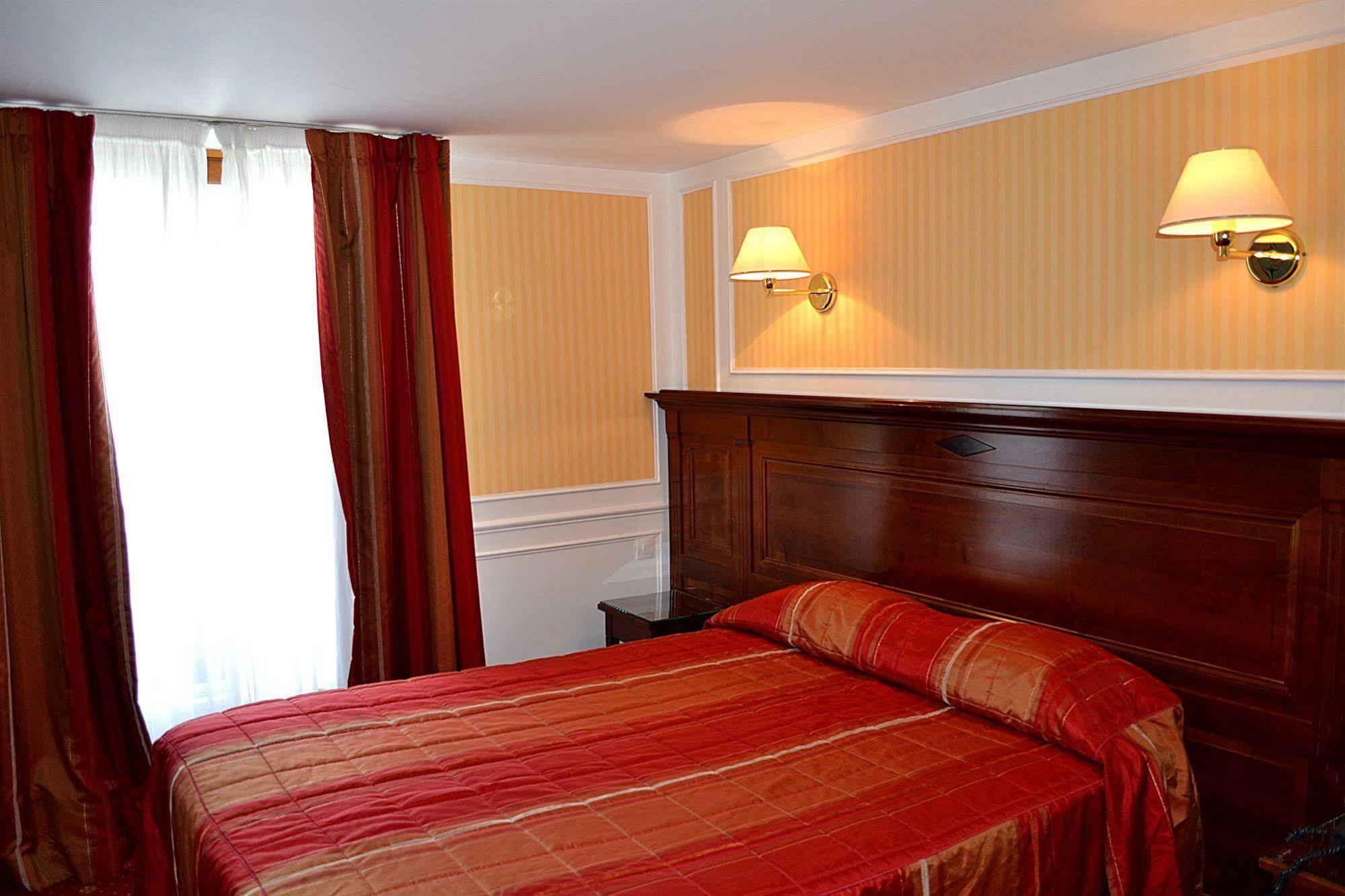 Hotel Touring Opera Paris Exteriör bild