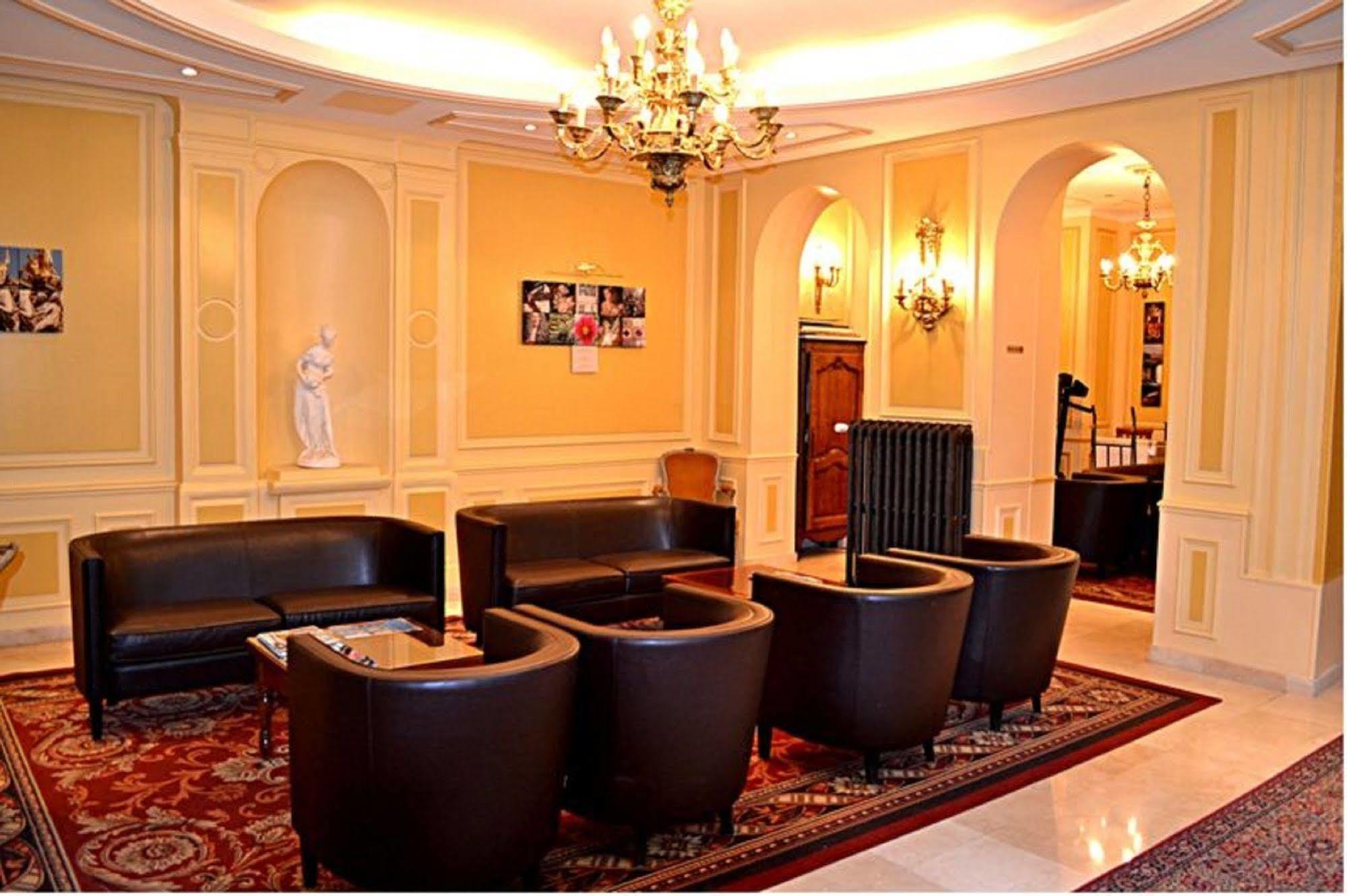 Hotel Touring Opera Paris Exteriör bild